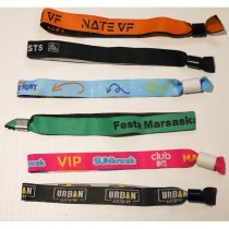 Stoff – Festivalfarbene Diamanten – Schwarzer Fassverschluss – Recycelt